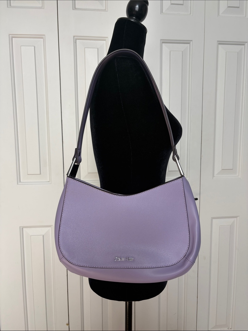 Calvin Klein Lavender Charlie Top Zip Organizational Shoulder Bag, EUC